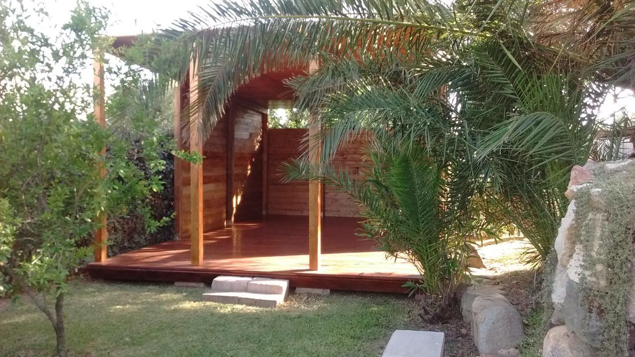 La Contea Acomodação com café da manhã SantʼAnna Arresi Exterior foto