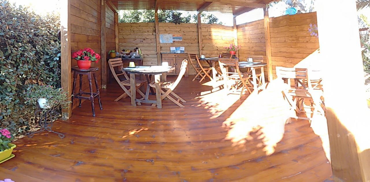 La Contea Acomodação com café da manhã SantʼAnna Arresi Exterior foto